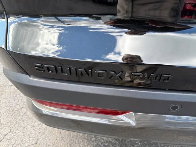 Used 2025 Chevrolet Equinox ACTIV w/ Safety and Technology Package AWD/4WD image 5