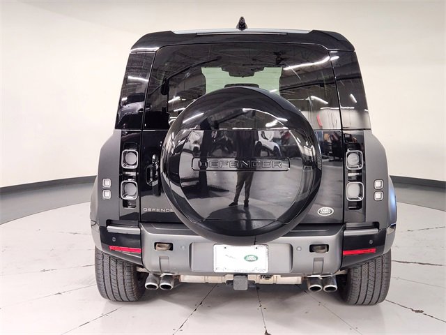 Used 2023 Land Rover Defender 90 Carpathian Edition image 9