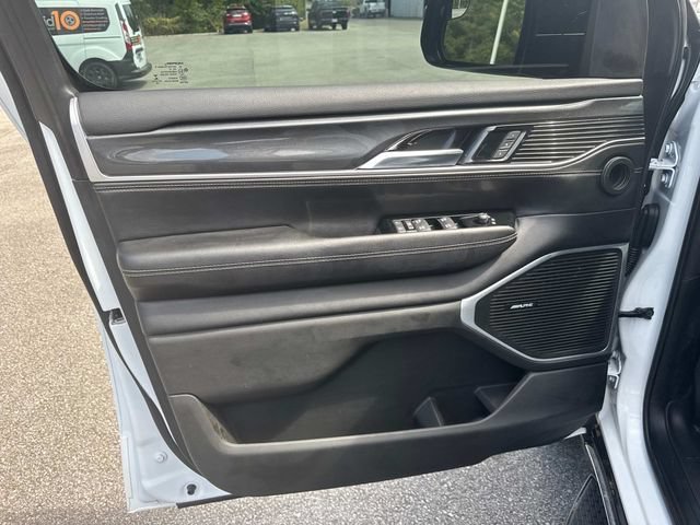 Used 2023 Jeep Wagoneer 4WD w/ Convenience Group I image 26