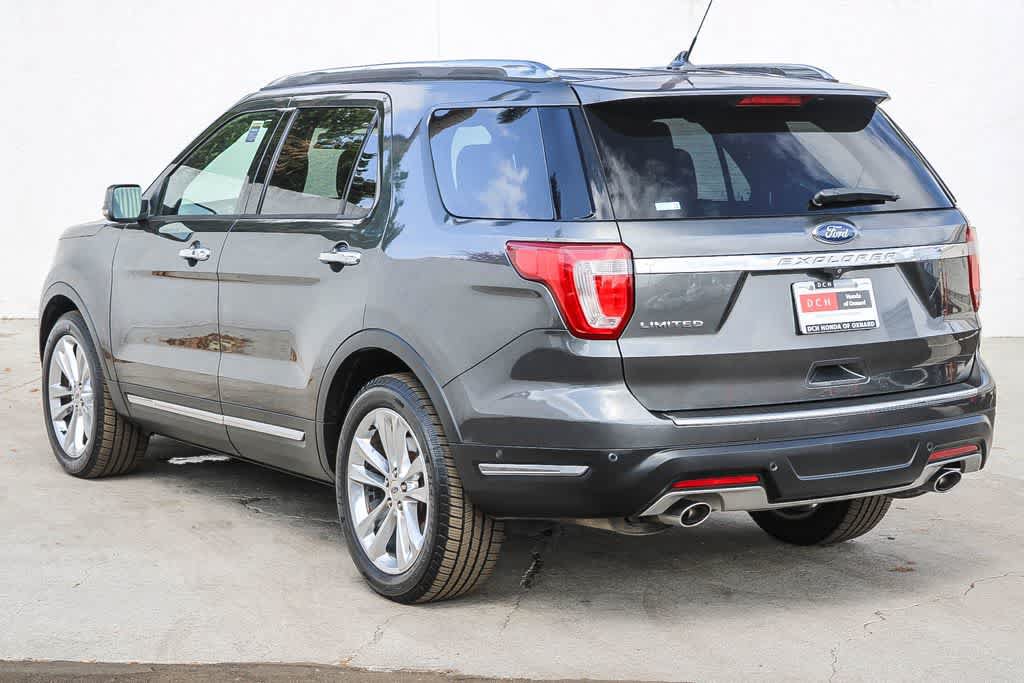 Used 2018 Ford Explorer Limited w/ Equipment Group 301A FWD image 4