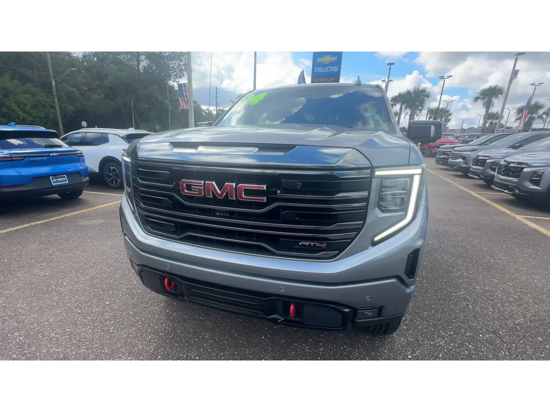 Used 2024 GMC Sierra 1500 AT4 w/ Technology Package AWD/4WD image 7