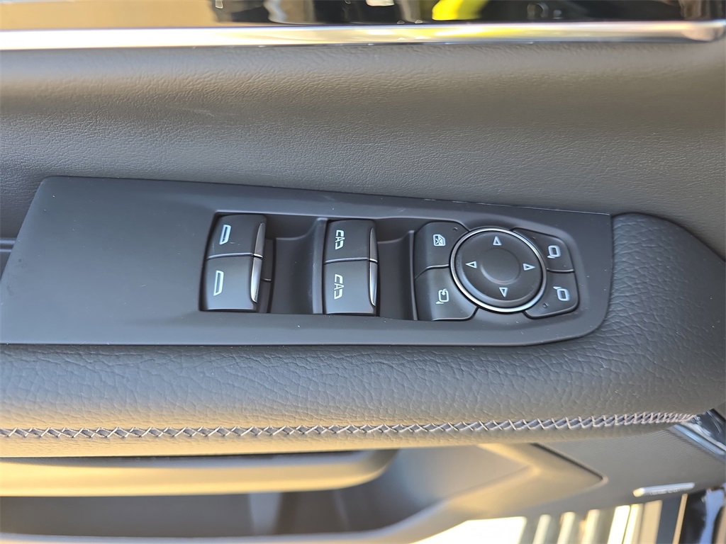 New 2026 GMC Yukon Denali w/ Sun & Power Step Package image 29