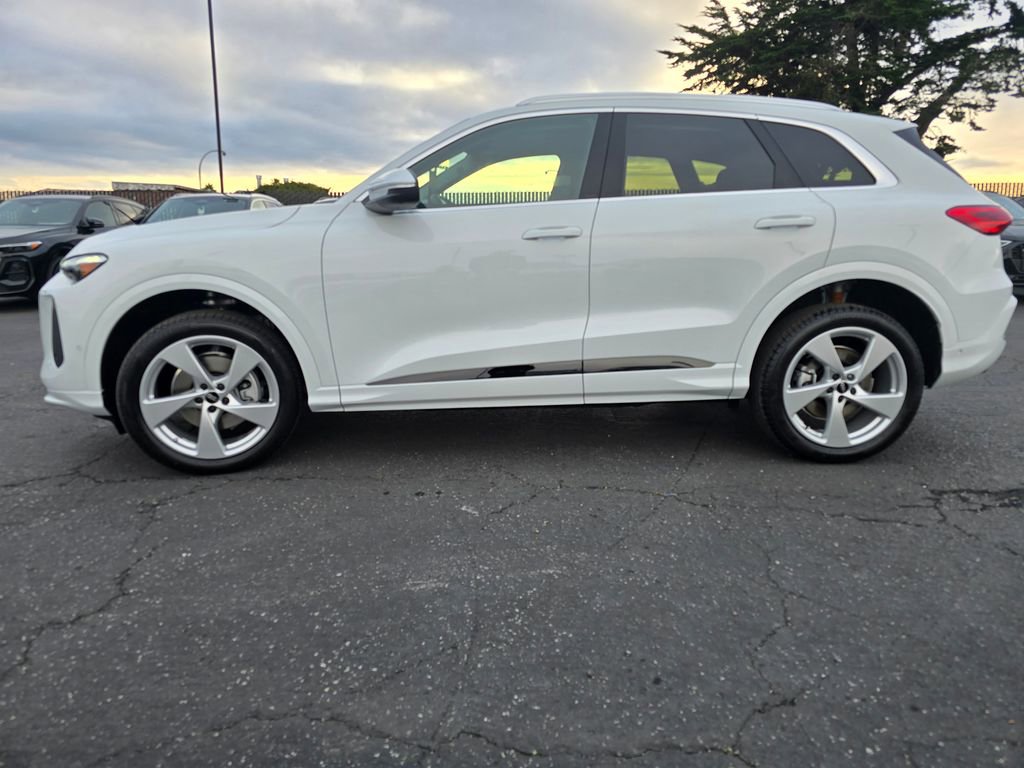 Used 2025 Audi Q5 Premium Plus AWD/4WD image 37