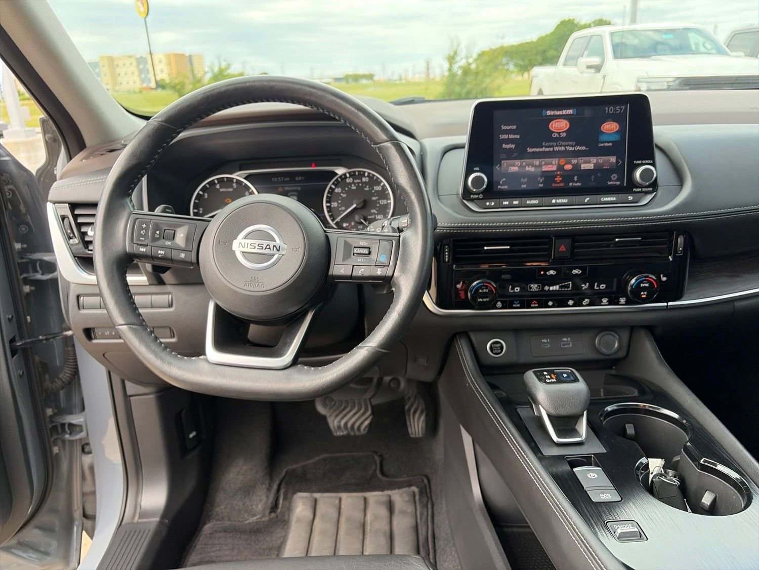 Used 2021 Nissan Rogue SL FWD image 20