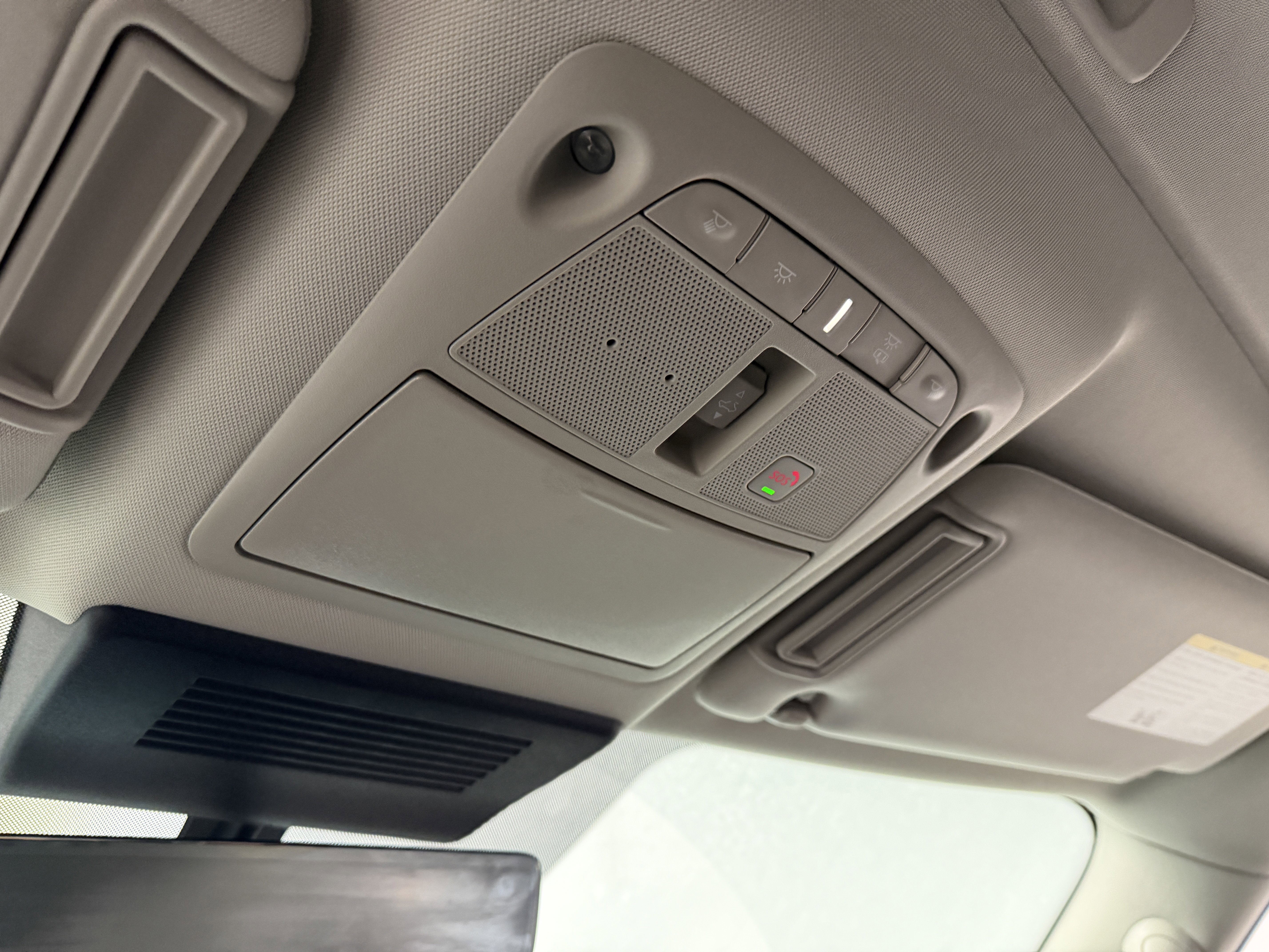 Used 2024 Nissan Armada Platinum w/ Captain's Chairs Package image 8