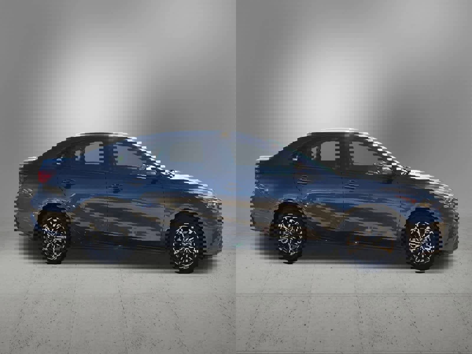 Certified 2024 Kia Forte LXS image 7