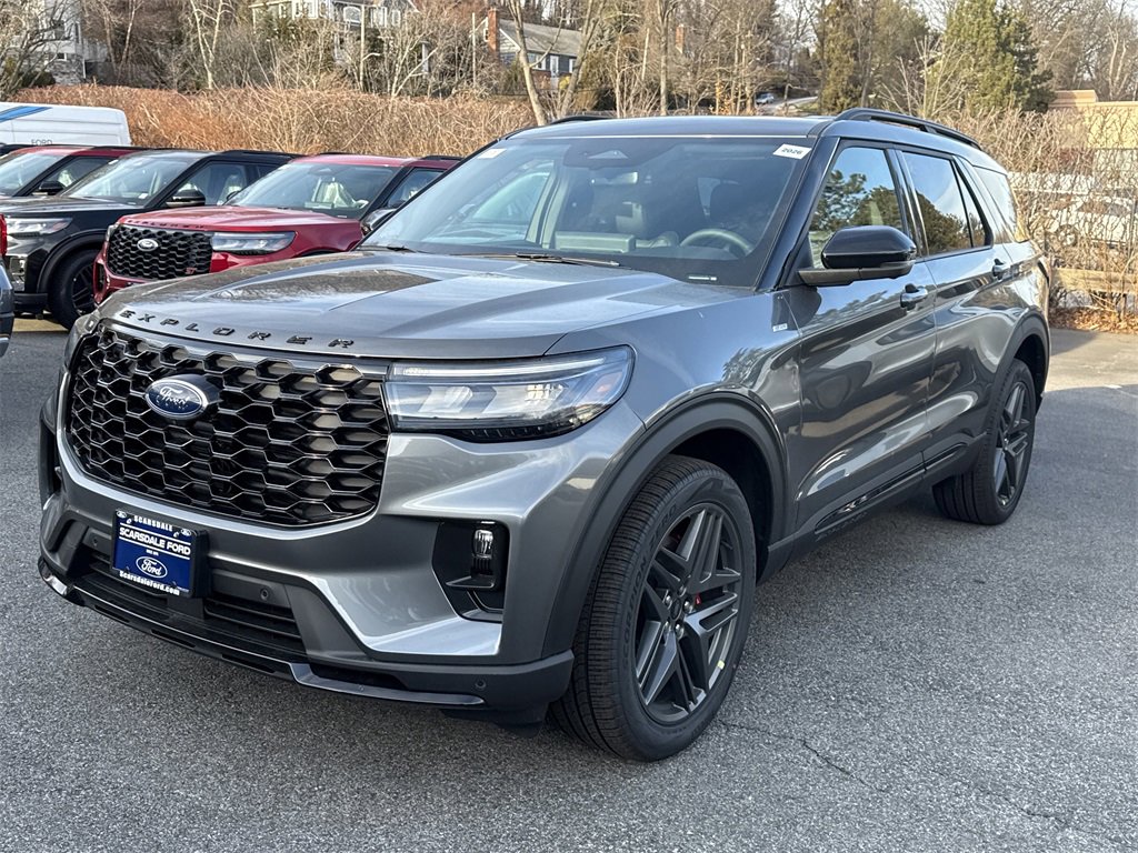 New 2026 Ford Explorer ST-Line w/ ST-Line Street Pack image 3