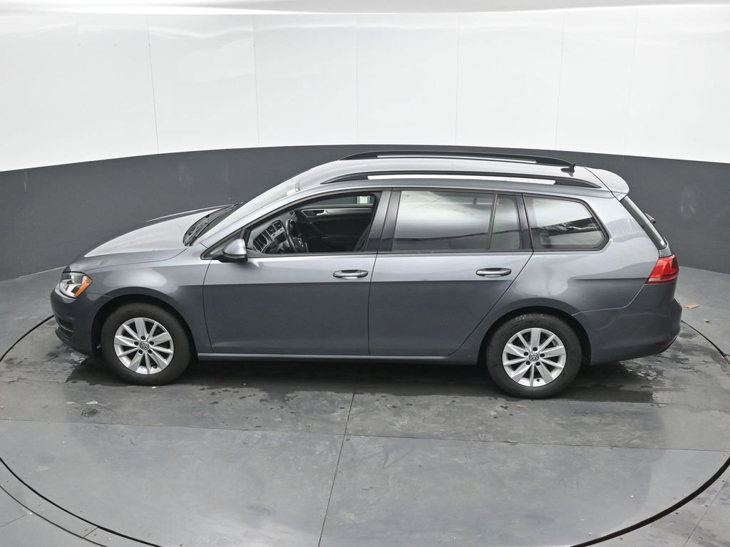 Used 2016 Volkswagen Golf S FWD image 32