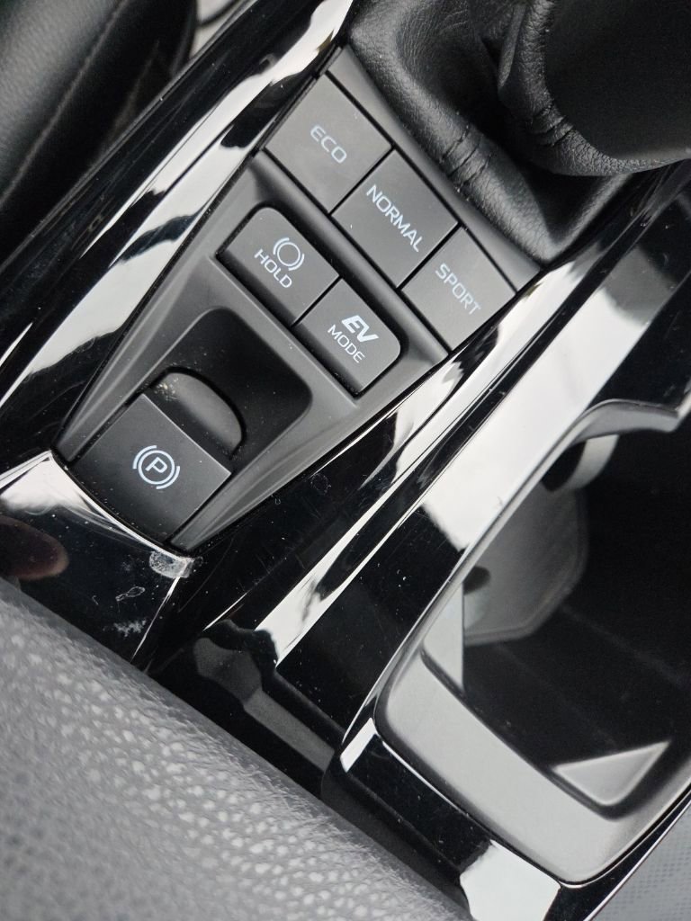 Used 2025 Toyota Camry XSE w/ Premium Plus Package image 36