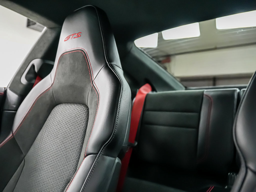 Certified 2025 Porsche 911 Carrera 4 GTS AWD/4WD image 32