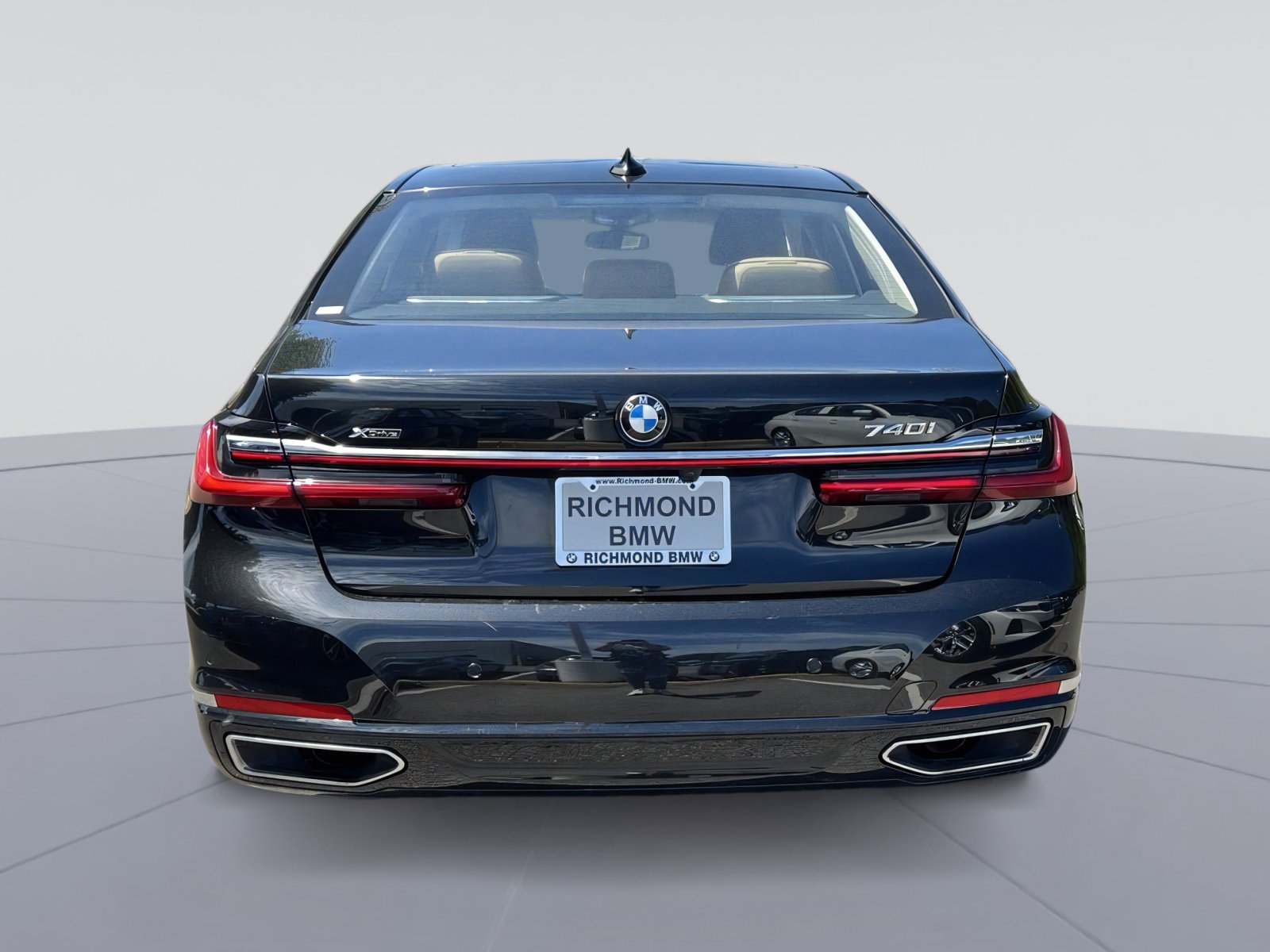 Used 2022 BMW 740i xDrive w/ Autobahn Package AWD/4WD image 8