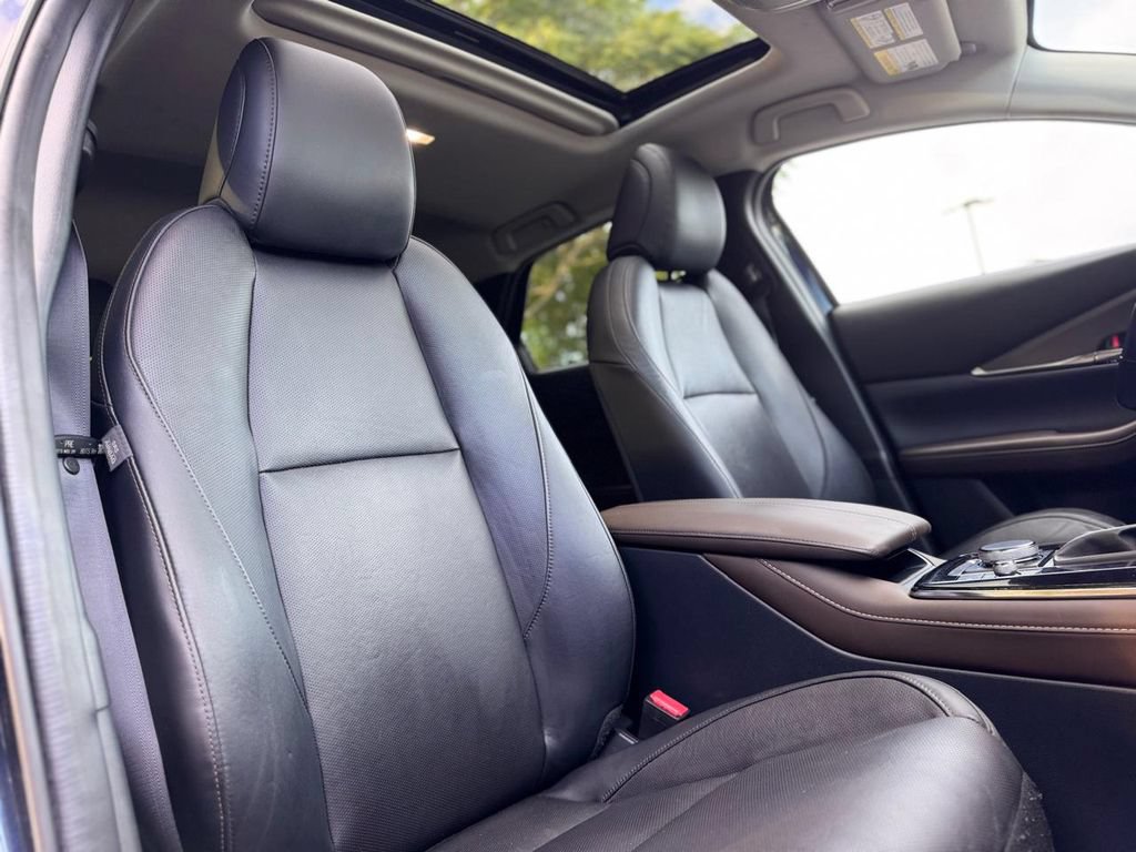 Used 2021 MAZDA CX-30 AWD 2.5 S w/ Premium Package image 27