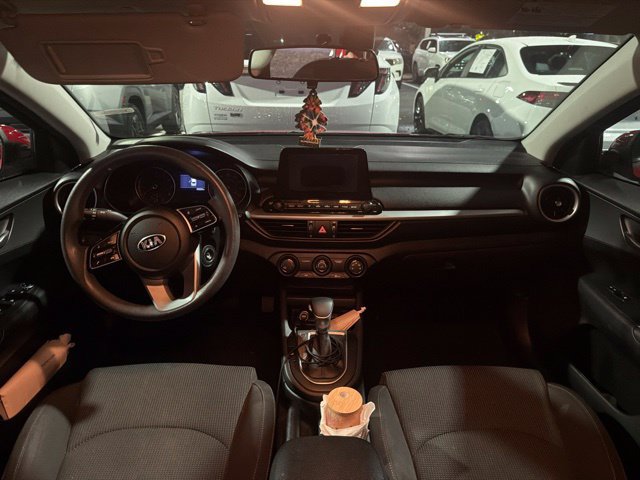 Used 2020 Kia Forte LXS FWD image 8