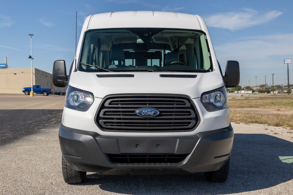 Used 2018 Ford Transit 150 XL RWD image 2