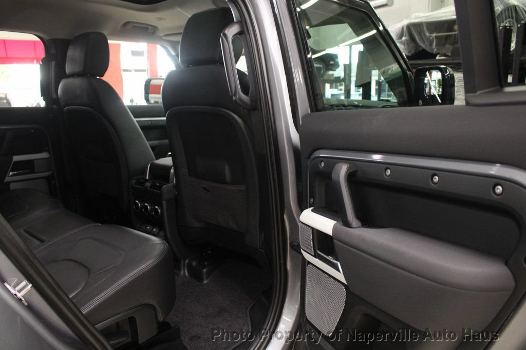 Used 2023 Land Rover Defender 130 SE AWD/4WD image 39