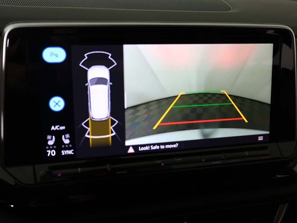 Used 2024 Volkswagen Atlas SE image 48