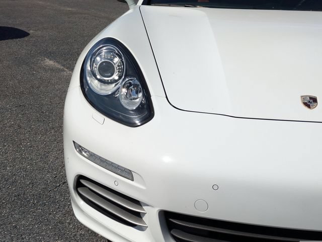 Used 2016 Porsche Panamera 4 AWD/4WD image 11