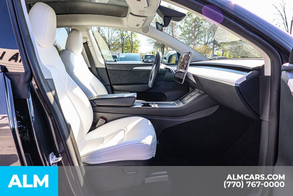 Used 2024 Tesla Model Y Long Range image 21