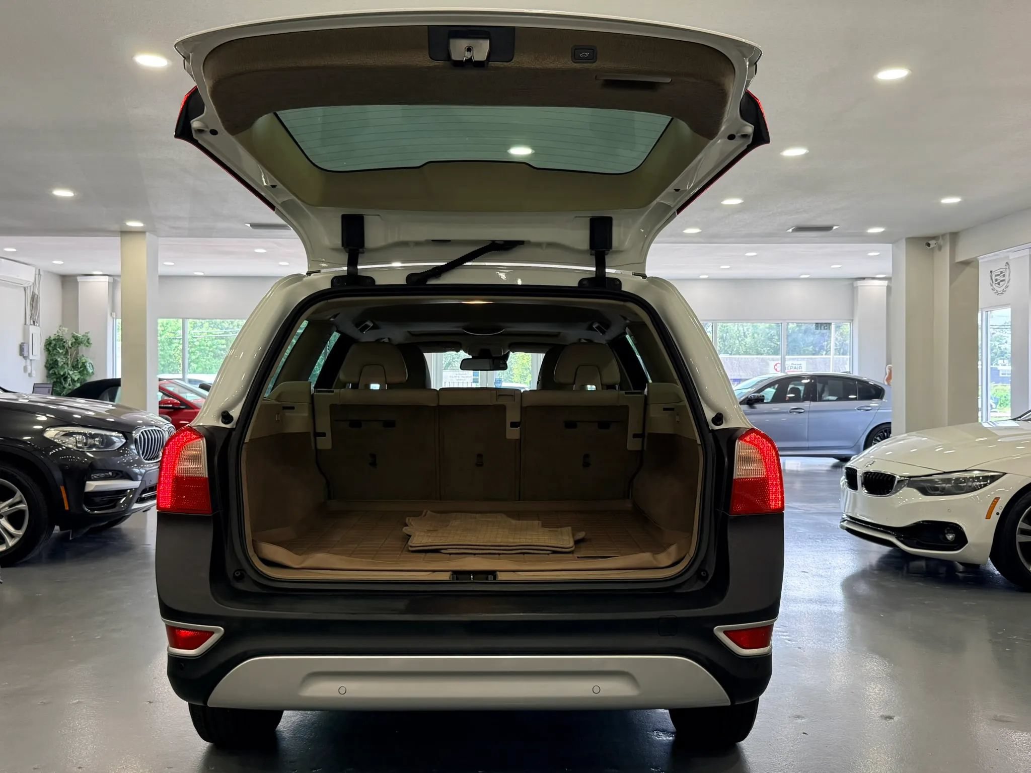 Used 2012 Volvo XC70 3.2 FWD image 35