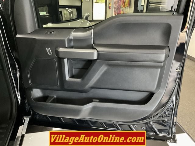 Used 2017 Ford F150 XLT w/ Equipment Group 302A Luxury AWD/4WD image 36