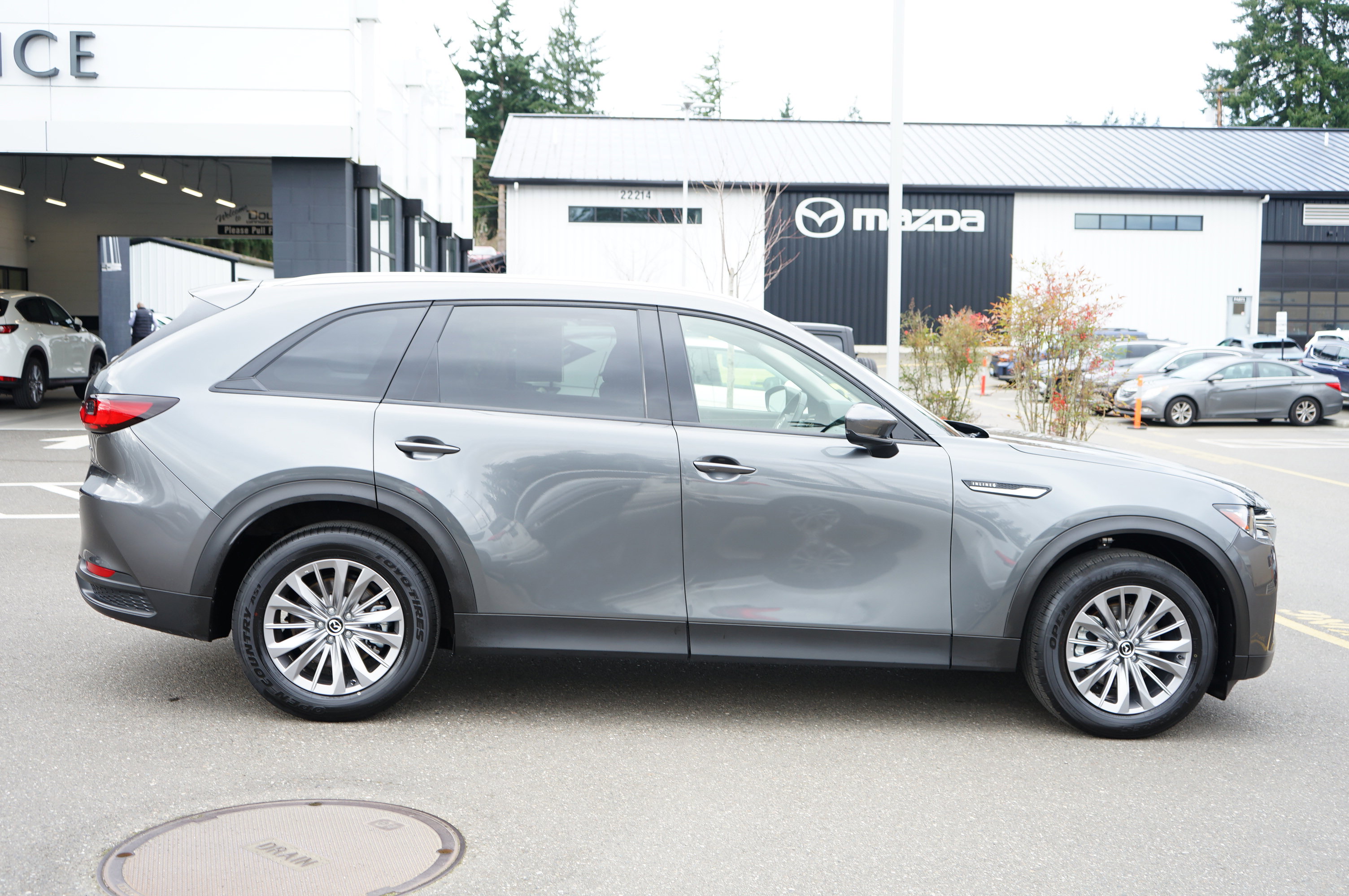 Used 2025 MAZDA CX-90 3.3 Turbo w/ Preferred Package image 2