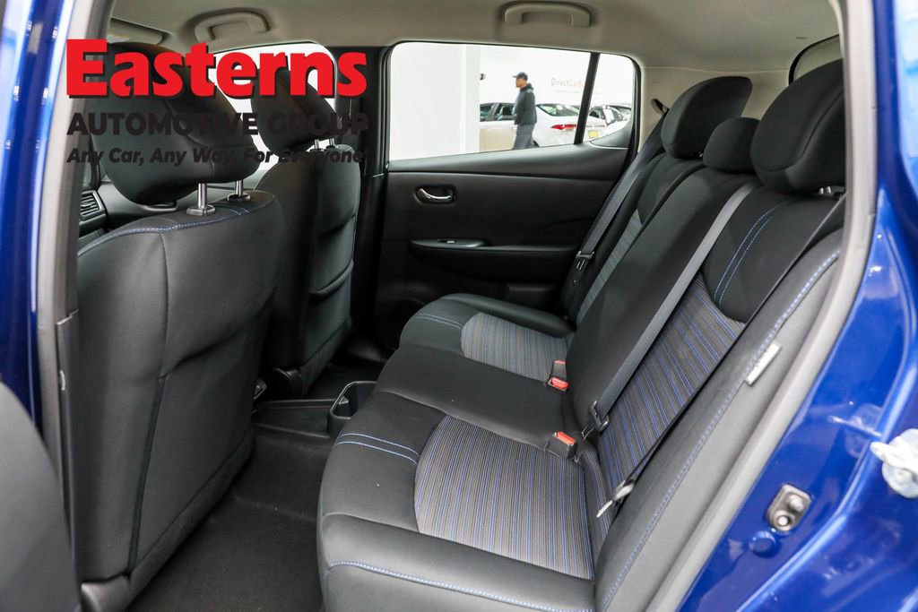 Used 2023 Nissan Leaf S image 20