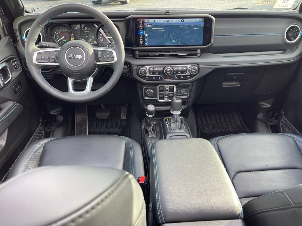Used 2024 Jeep Wrangler High Altitude AWD/4WD image 18