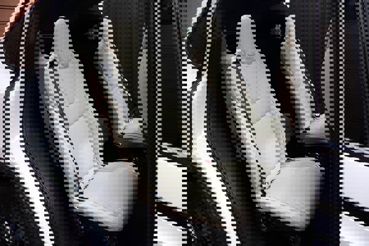 Used 2022 Tesla Model X Plaid image 38
