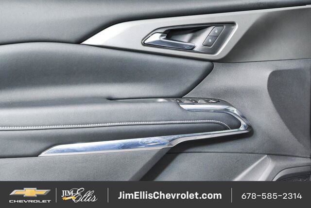 Used 2026 Chevrolet Traverse LT w/ Sun and Wheel Package FWD image 6