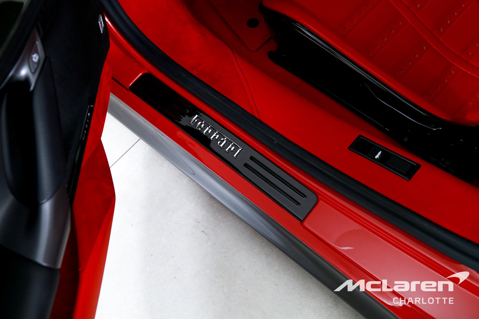 Used 2021 Ferrari SF90 Stradale image 16