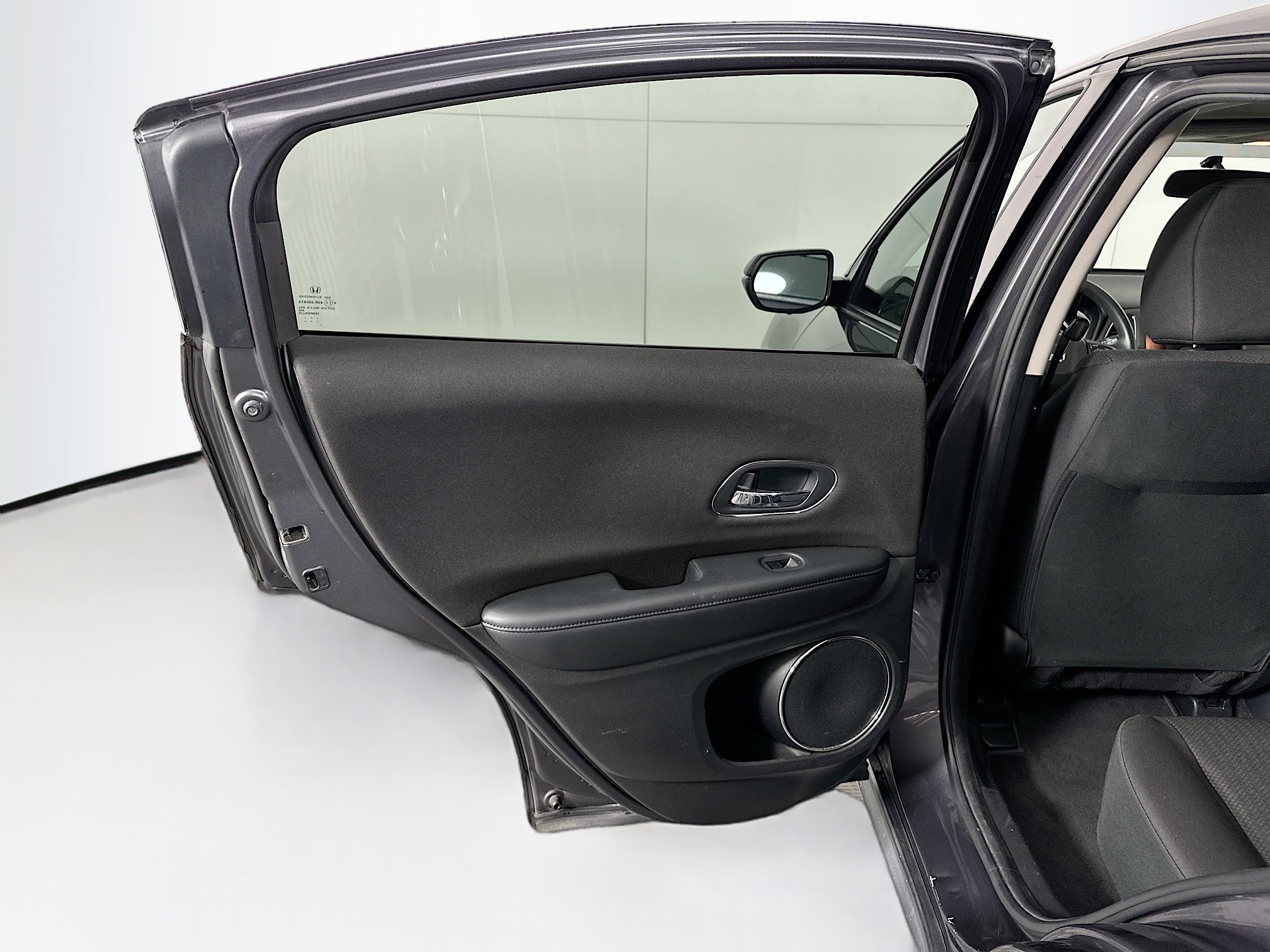 Used 2018 Honda HR-V EX image 26