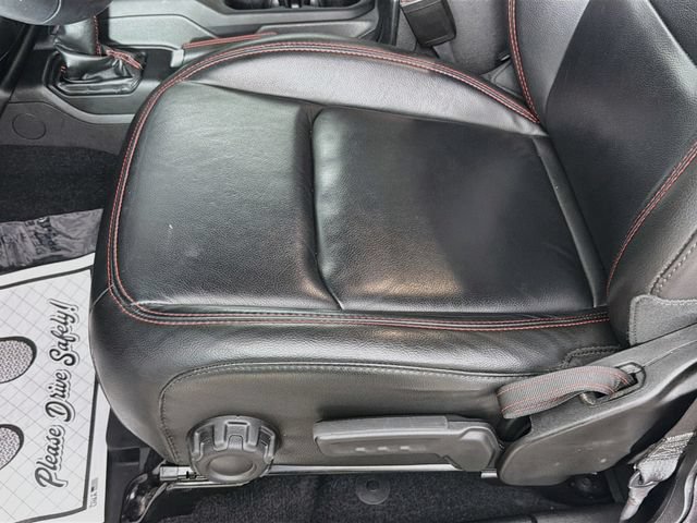 Used 2022 Jeep Wrangler Unlimited Rubicon w/ Steel Bumper Group AWD/4WD image 19