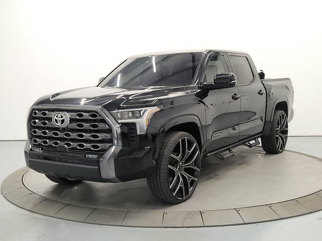 Used 2023 Toyota Tundra Platinum AWD/4WD image 3