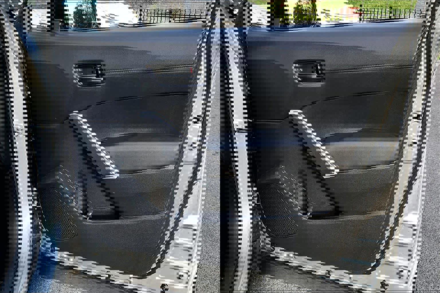 Certified 2024 Toyota Corolla Cross LE w/ Moonroof Package image 24