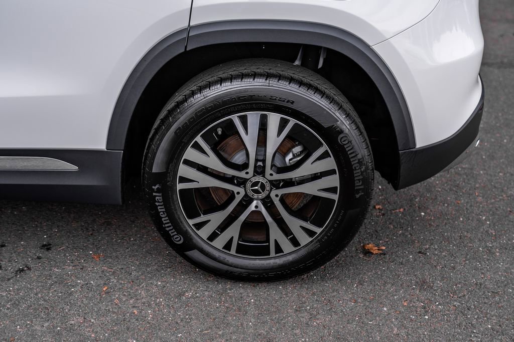 Used 2025 Mercedes-Benz GLA 250 4MATIC image 14