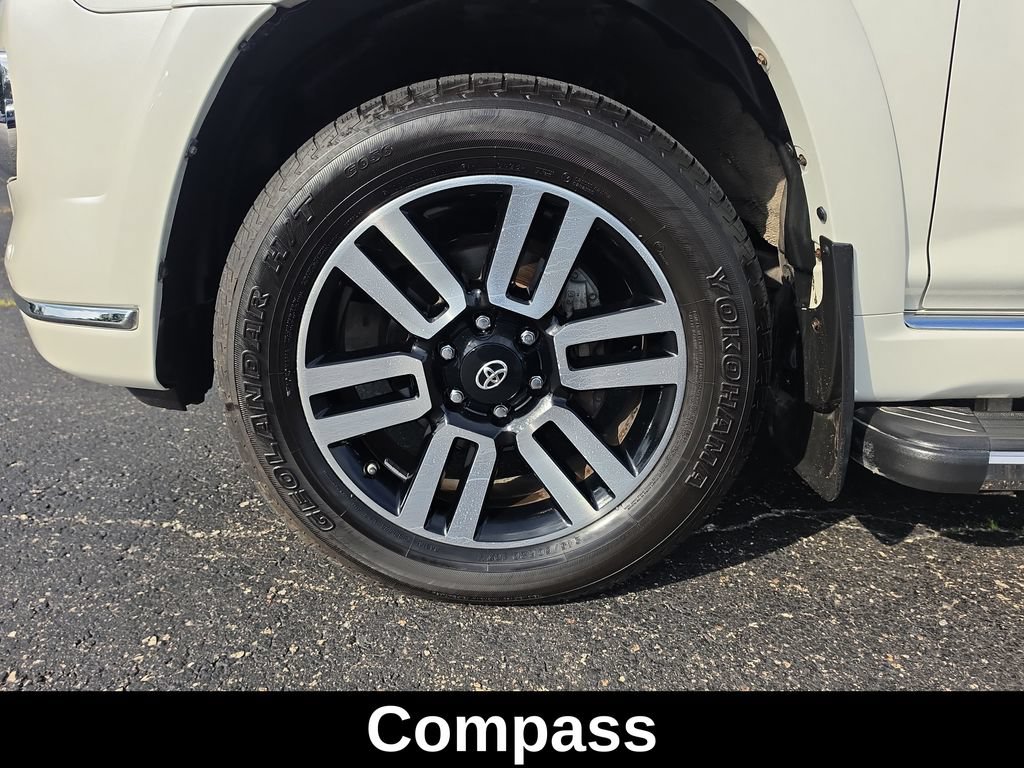 Used 2018 Toyota 4Runner Limited AWD/4WD image 15
