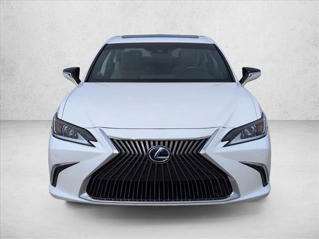Used 2020 Lexus ES 300h w/ Premium Package image 2