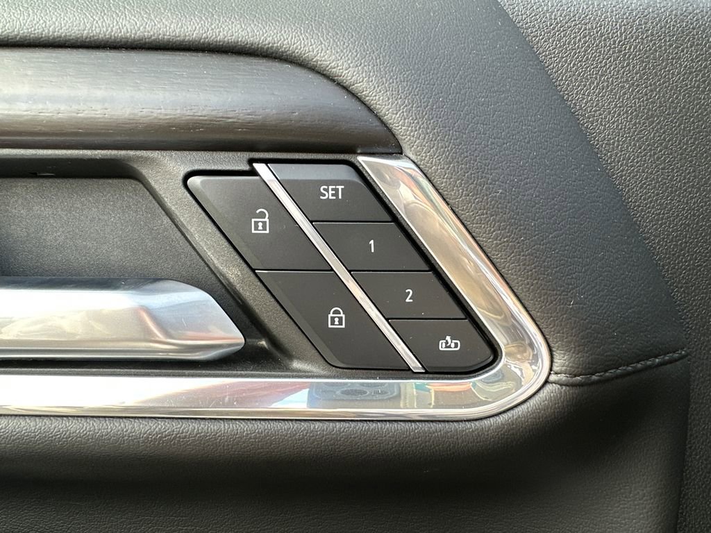 Used 2024 GMC Sierra 2500 Denali w/ Denali Reserve Package image 18