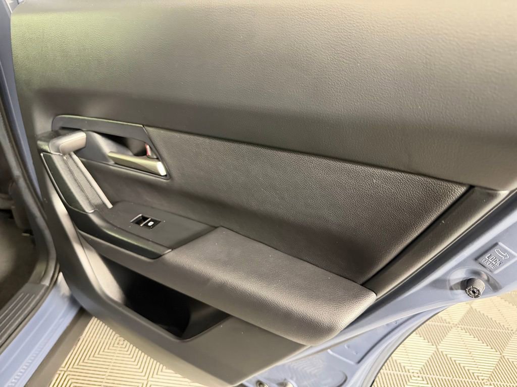 Used 2025 MAZDA CX-50 AWD 2.5 Hybrid w/ Premium Pkg image 27