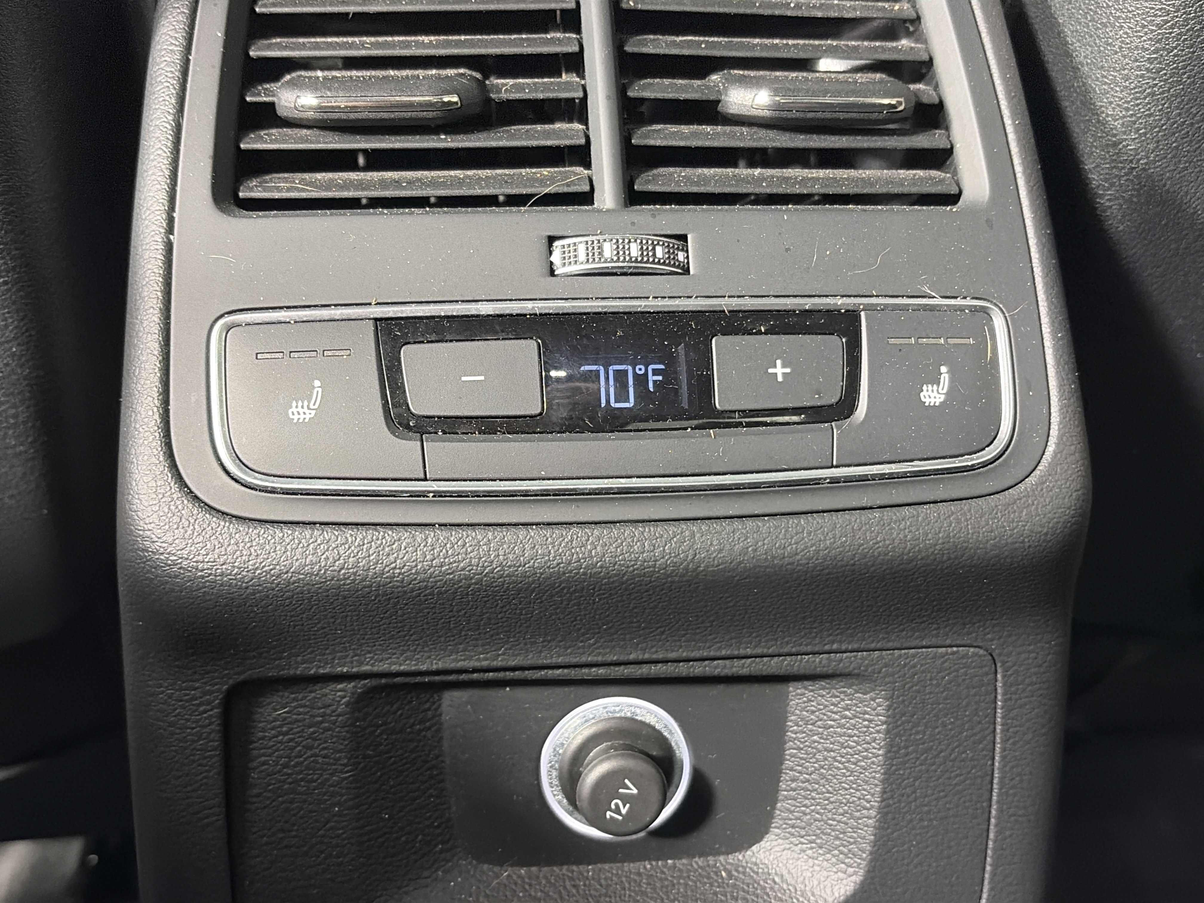 Used 2017 Audi A4 2.0T Premium Plus w/ Premium Plus Package image 18