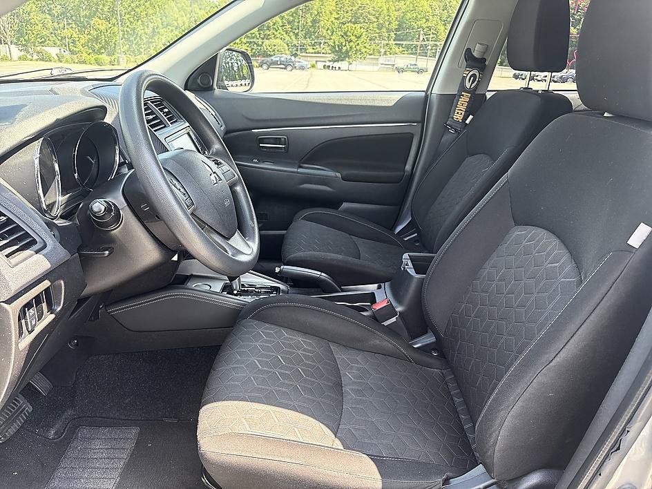 Used 2021 Mitsubishi Outlander Sport ES FWD image 17