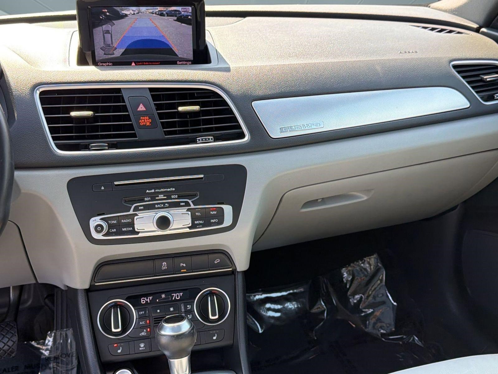 Used 2018 Audi Q3 2.0T Premium Plus w/ Premium Plus Package AWD/4WD image 29