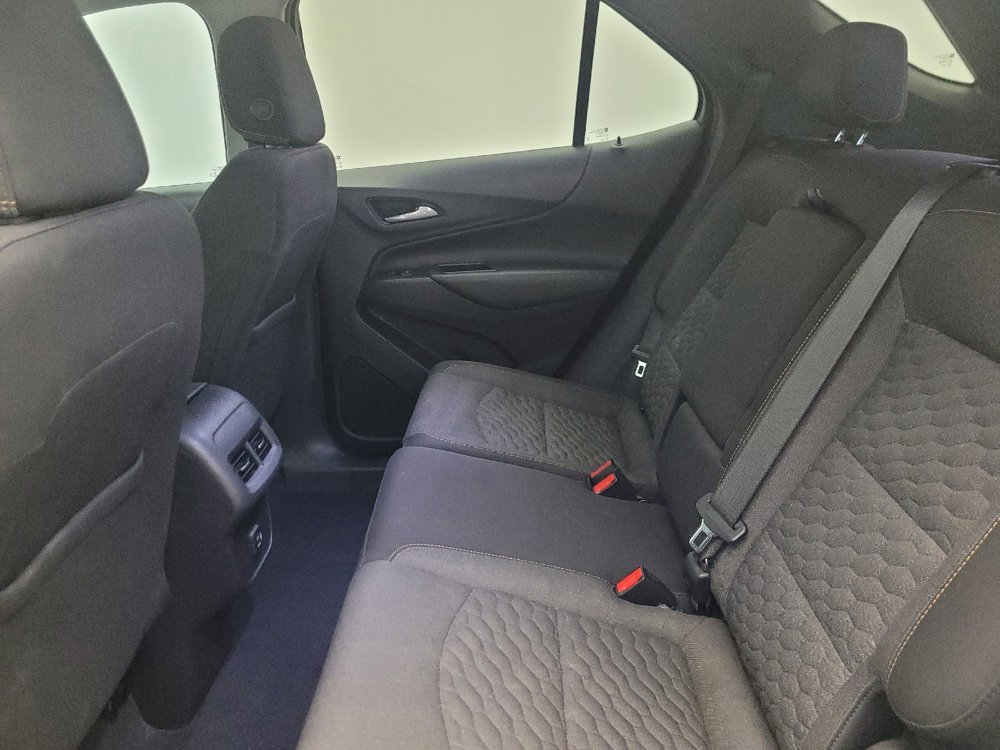 Used 2021 Chevrolet Equinox LT FWD image 18