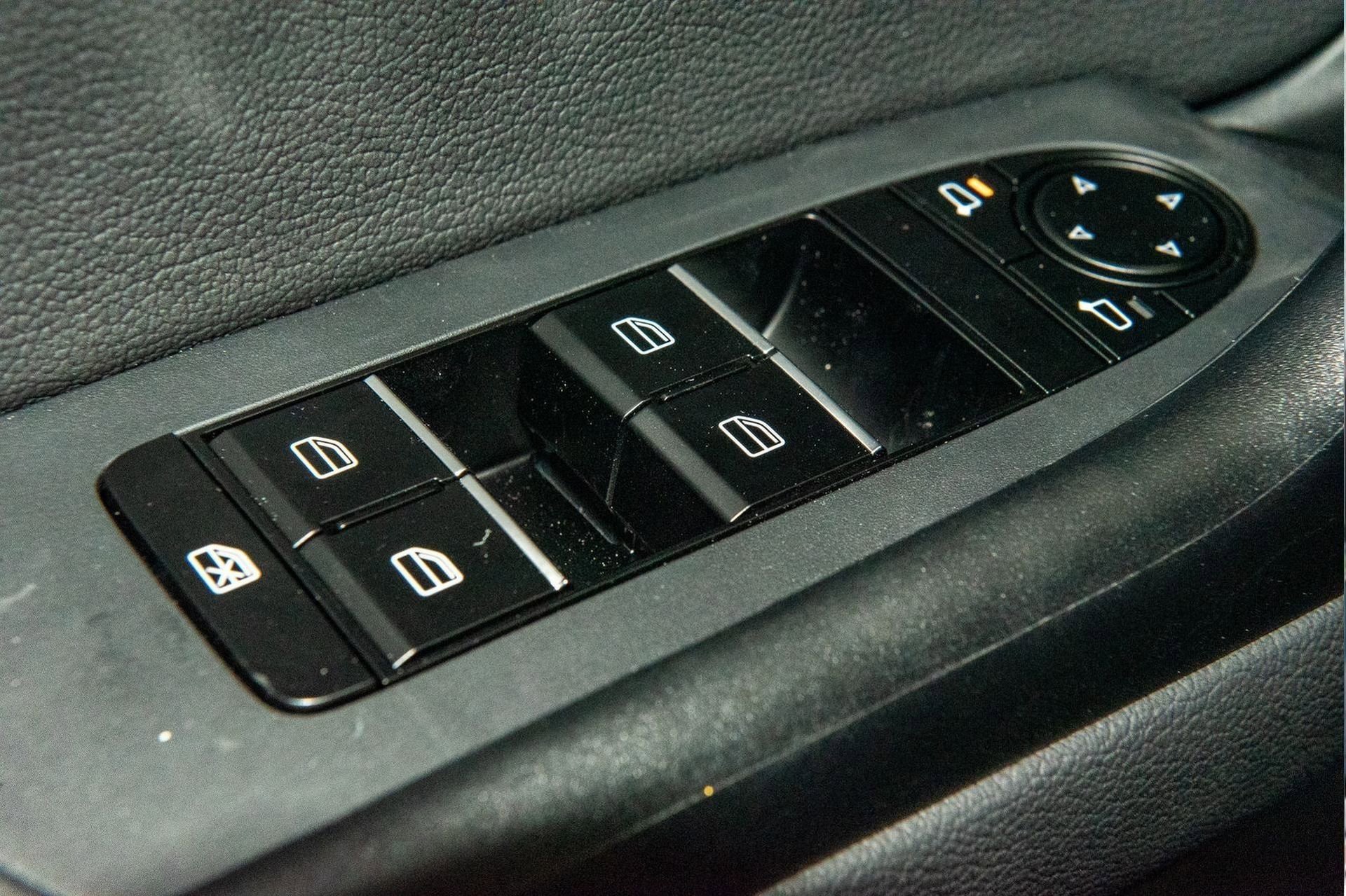 Used 2025 MAZDA CX-50 AWD 2.5 S w/ Weather Package image 27