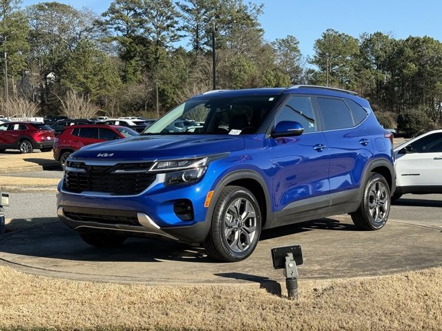 Used 2024 Kia Seltos S image 3