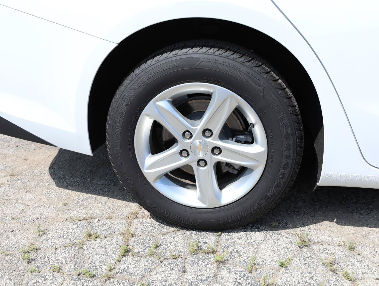 Used 2023 Chevrolet Malibu LS w/ Driver Confidence Package FWD image 9