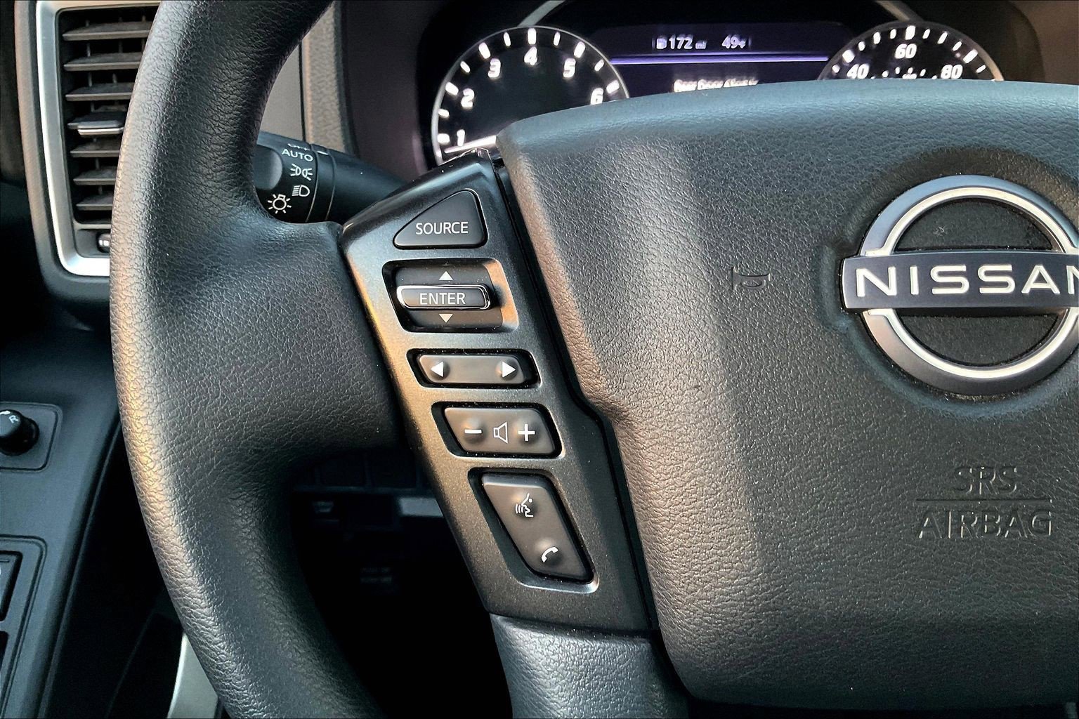 Used 2022 Nissan Frontier SV image 18