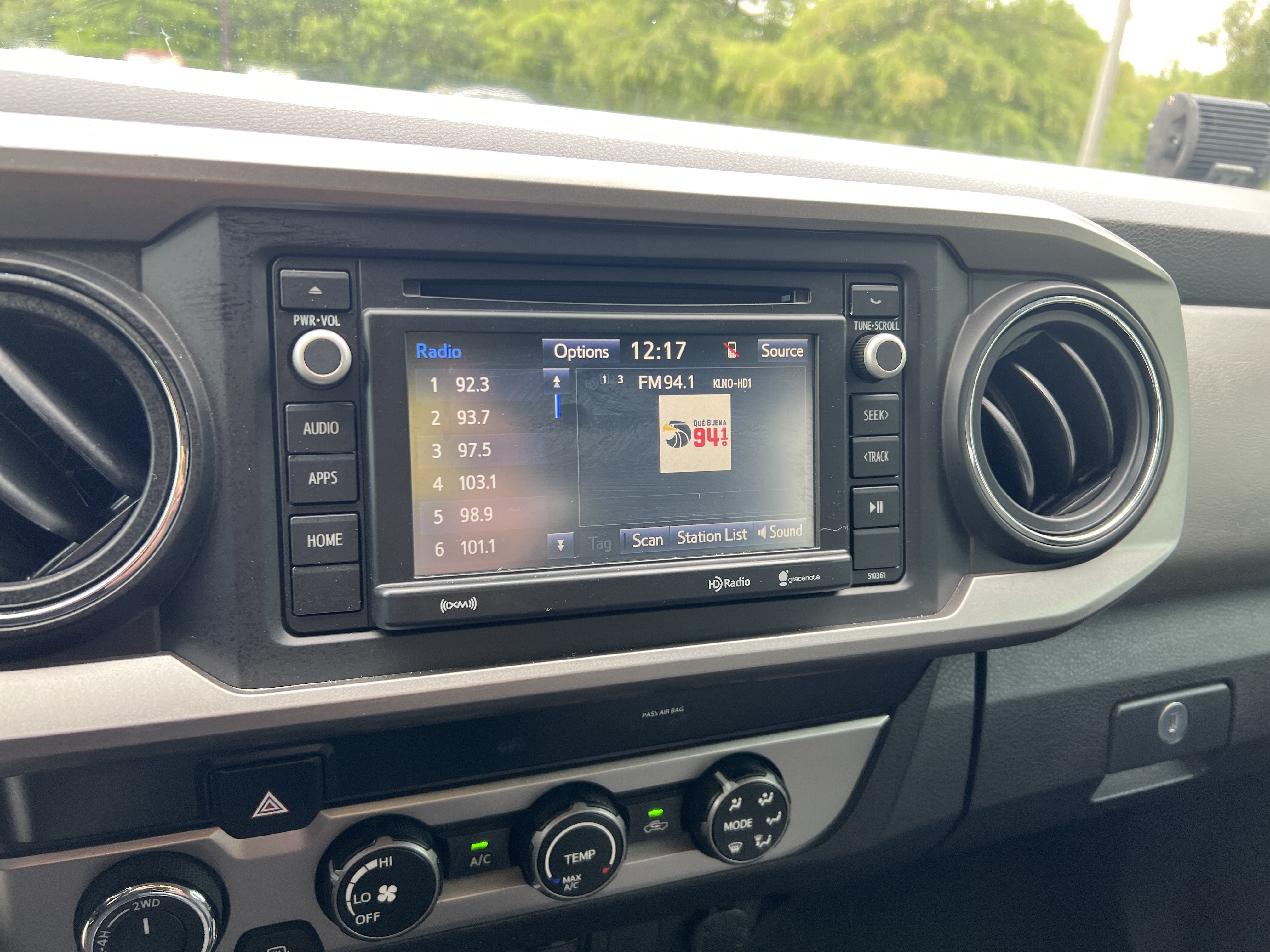 Used 2019 Toyota Tacoma SR5 AWD/4WD image 20