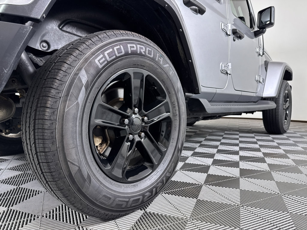 Used 2021 Jeep Wrangler Unlimited Sahara image 28