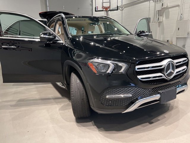 Used 2022 Mercedes-Benz GLE 350 4MATIC w/ Premium Package image 13